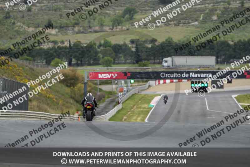 cadwell no limits trackday;cadwell park;cadwell park photographs;cadwell trackday photographs;enduro digital images;event digital images;eventdigitalimages;navarra;no limits trackdays;peter wileman photography;racing digital images;trackday digital images;trackday photos